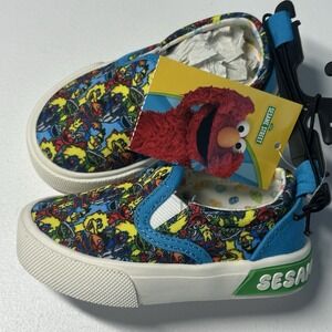 NWT! Sesame Street Ground Up Sz: 6 Slip-On Shoes for Kids